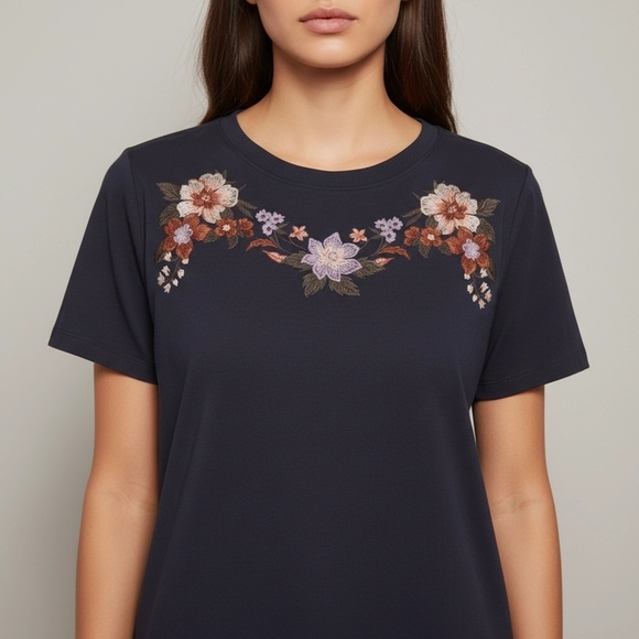 American Eagle Outfitters Navy Floral Embroidered Tee - Picture 1 of 2